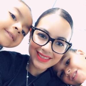 Meet your Posher, Abelina